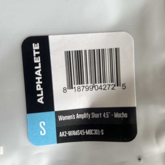 Alphalete Mocha Amplify Shorts - Picture 5 of 8